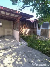 Casa de vanzare, 75 mp, localitatea Urisor