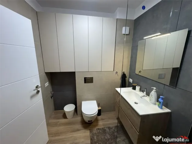 Ap 2 cam bloc nou, etaj 2, prima , parcare - Focsani (Vrancea)