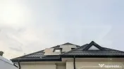 Casă cu 6 camere și 3 băi, renovare structurală complet? 
