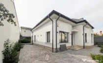 Casa cu 6 camere, 225 mp, zona Central