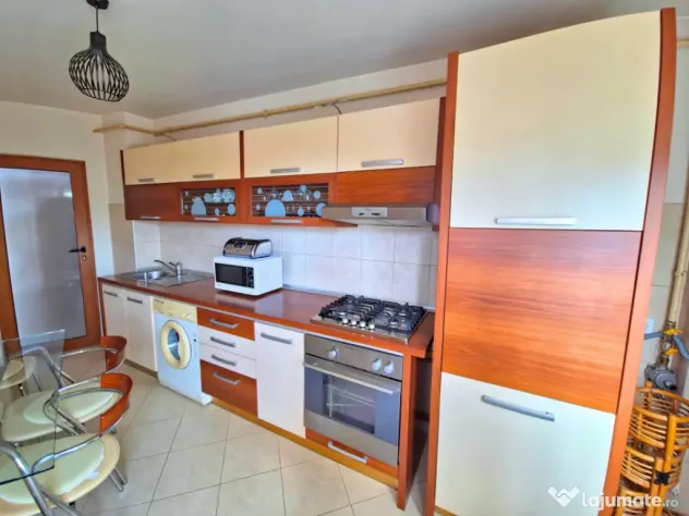 APARTAMENT DE 2 CAMERE, ETAJUL 1 - CALEA LUI TRAIAN - Ramnicu Valcea (Valcea)