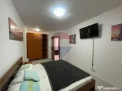 Apartament 2 camere de închiriat renovat recent în zona...