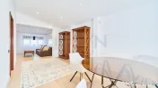 VILA SPATIOASA l 5 CAMERE l CURTE l PARCARE l DOMENII 