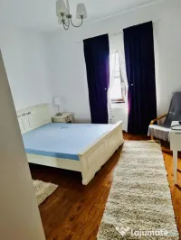 Apartament 2 camere loc de parcare, zona liniștită aproape