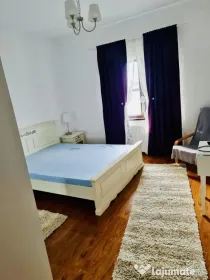 Apartament 2 camere loc de parcare, zona liniștită aproape