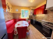 Apartament 2 camere,balcon si camara,etaj 2,Cetate