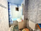 Apartament 2 camere,balcon si camara,etaj 2,Cetate