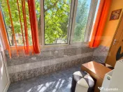 Apartament 2 camere,balcon si camara,etaj 2,Cetate