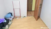 Vand apartament 3 camere semidecomandat in Deva, zona Micro 15, etaj 1 