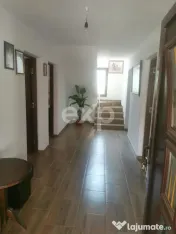 Casă spațioasă de închiriat în Ungureni – Dambovita 