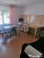 Casă spațioasă de închiriat în Ungureni – Dambovita 