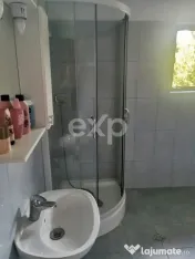 Casă spațioasă de închiriat în Ungureni – Dambovita 