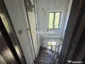 Apartament cu potențial situat pe strada Amzei. 