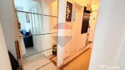 Apartament 3 camere de vânzare Bucătărie separată Mil... 