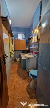 Apartament 3 camere, 65 mp, etaj 2, centrală proprie, Bals