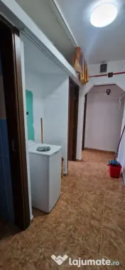 Apartament 3 camere, 65 mp, etaj 2, centrală proprie, Bals
