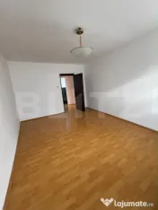 Apartament 3 camere, zona Centrală – Reghin 