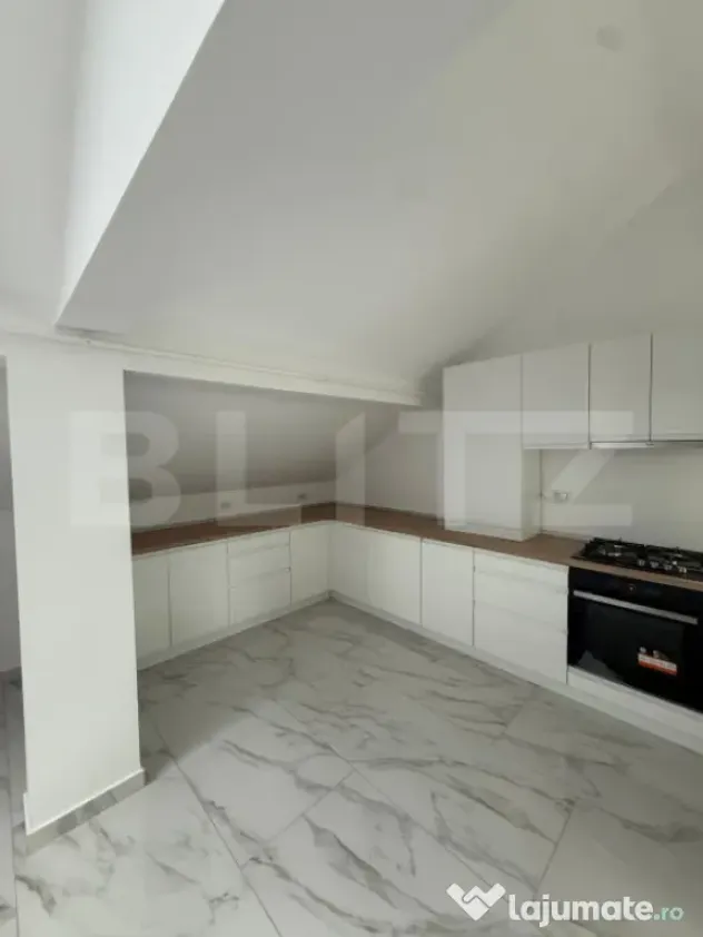 Apartament cu 3 camere, 90 mp, decomandat, zona Zamca - Suceava (Suceava)