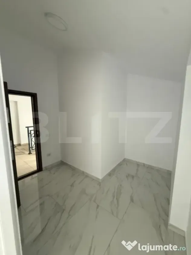 Apartament cu 3 camere, 90 mp, decomandat, zona Zamca - Suceava (Suceava)