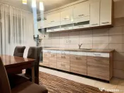 Apartament 3 camere 58mp, parcare , Eroilor 