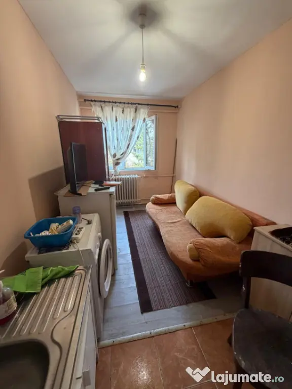 Camera de camin, 11,5 mp, zona Valea Rosie - Craiova (Dolj)