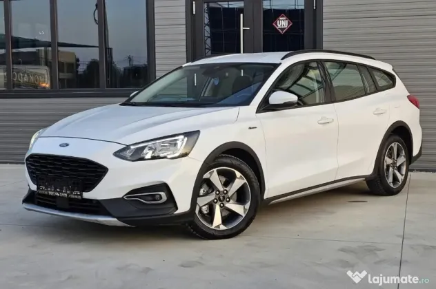 Vând Ford Focus active 2020 mai multe detalii la telefon