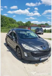 Dezmembrez Peugeot 308 1.6benzina an 2009