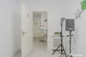 Cameră 13 mp de închiriat | Salon Beauty | Kasper Coresi 
