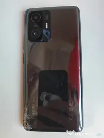 Xiaomi 11T 5G 128GB - spate spart, ecran cu umbre