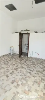 Spatiu comercial renovat cu vitrina - Piata Traian