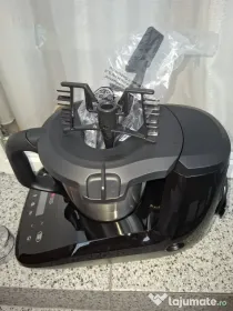 Robot multifunctional