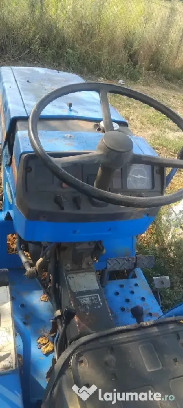 Tractoras Mitsubishi MTE 1800d tracțiune 4x4 cu freza de sol