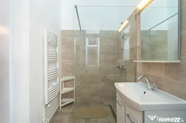 Închiriere apartament ultracentral cu parcare privată |... - Arad (Arad)