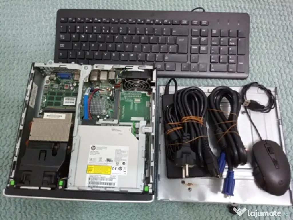 Mini Desktop HP robust și performant/pachet