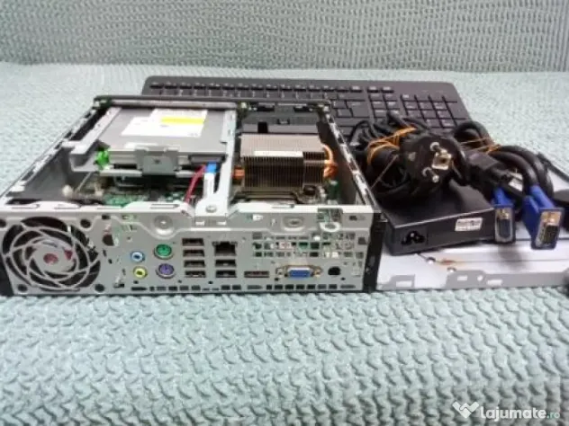 Mini Desktop HP robust și performant/pachet