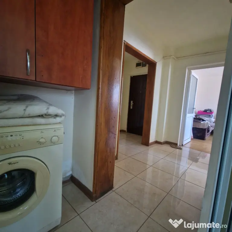Apartament 2 camere PROPIETAR Malu Rosu 56.000