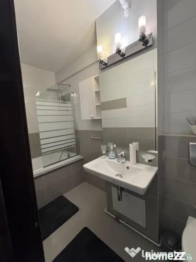 Apartament 3 camere centru Zăvoi - Ramnicu Valcea (Valcea)