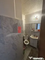 Vând apartament cu 3 camere și 2 băi în zona Militari 