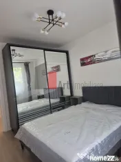 Inchiriez apartament 4 camere, complet renovat, 