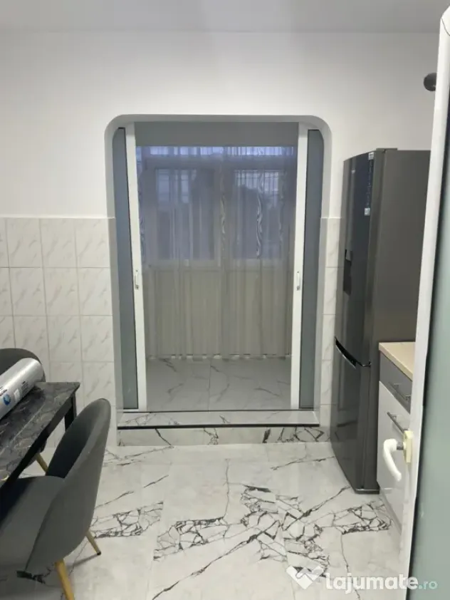 Închiriez apartament 2 camere Energia Constantă