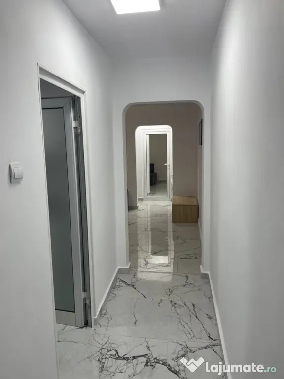 Închiriez apartament 2 camere Energia Constantă