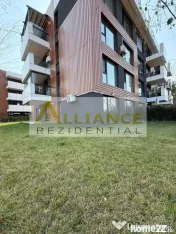 APARTAMENT 4 CAMERE DE VÂNZARE CU CURTE DE 279 MP