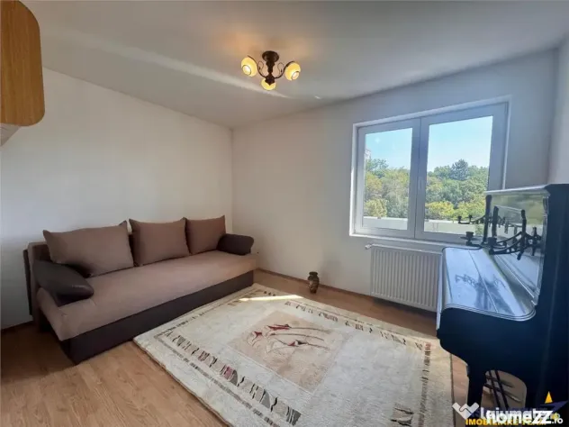 Decomandat, luminos, 2 camere si priveli#537;te superba, zon - Targu Mures (Mures)