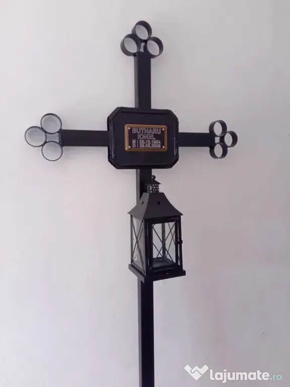 Cruce Metal Fier cu Felinar,pentru Mormânt TRANSPORT GRATUIT
