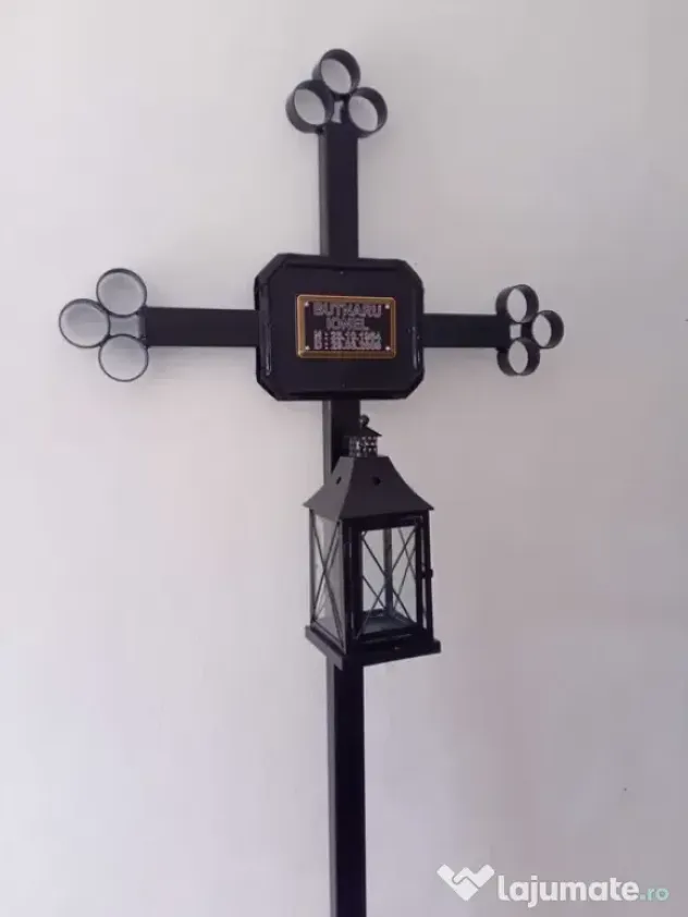 Cruce Metal Fier cu Felinar,pentru Mormânt TRANSPORT GRATUIT