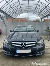 Mercedes Benz C220 CDI Coupe 