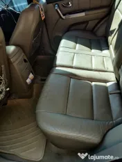 Mașina SUV de vânzare 
