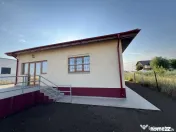 Casa moderna- Frumusani Orasti. 4 camere. 500 mp teren. 