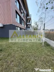 Apartament 4 camere cu gradina proprie 