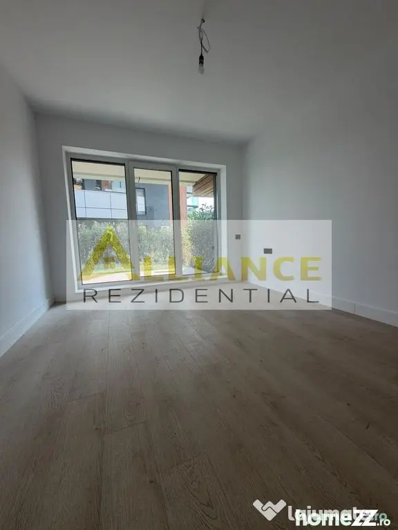 Apartament 4 camere cu gradina proprie - Bucuresti (Bucuresti-Ilfov)